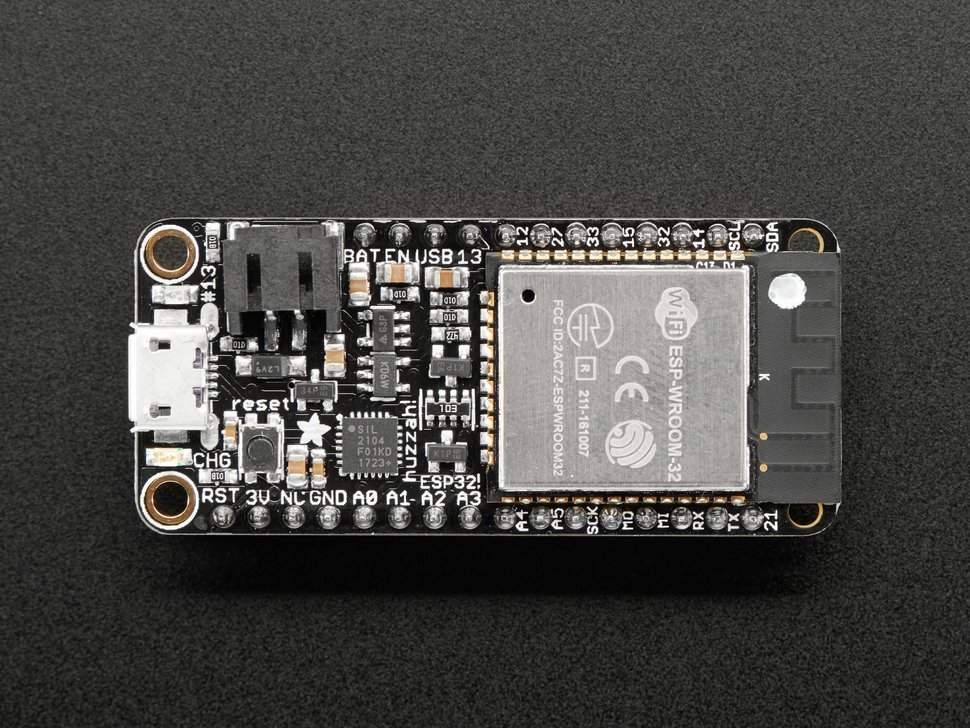 Adafruit HUZZAH32 – ESP32 Feather Board (pre-soldered) - Melopero ...